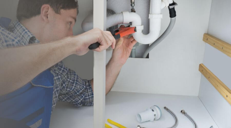 Professional same day plumber in Clinton Township, MI